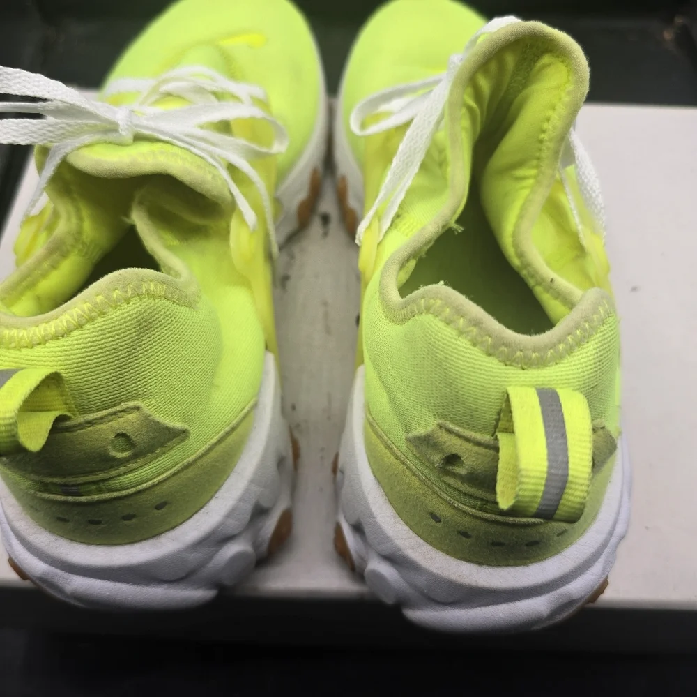 Nike Neon Green‎ Athletic Shoes